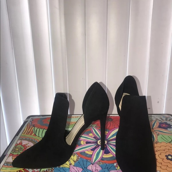 Black sued pumps - Picture 5 of 8